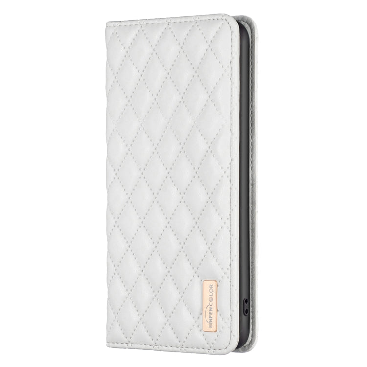 For Samsung Galaxy S25 5G Diamond Lattice Magnetic Leather Flip Phone Case(White) - Galaxy S25 5G Cases by PMC Jewellery | Online Shopping South Africa | PMC Jewellery | Buy Now Pay Later Mobicred