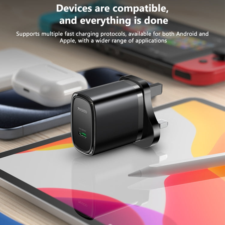 Yesido YC76BL PD 20W USB-C / Type-C Port Quick Charger with Type-C to 8 Pin Cable, UK Plug (Black) - USB Charger by Yesido | Online Shopping South Africa | PMC TechLife | Buy Now Pay Later Mobicred