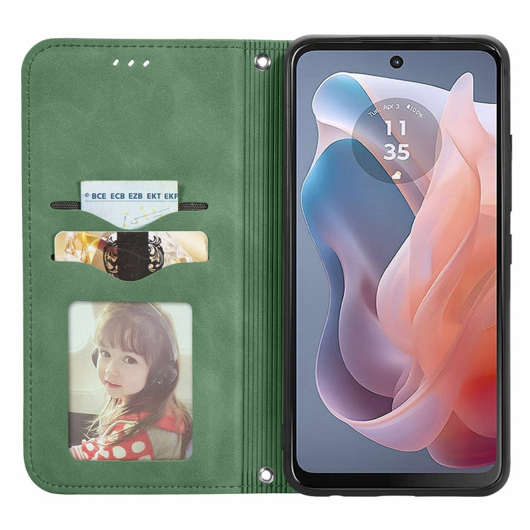 For Motorola Moto G Play 2024 Retro Skin Feel Magnetic Flip Leather Phone Case(Green) - Motorola Cases by PMC Jewellery | Online Shopping South Africa | PMC Jewellery | Buy Now Pay Later Mobicred
