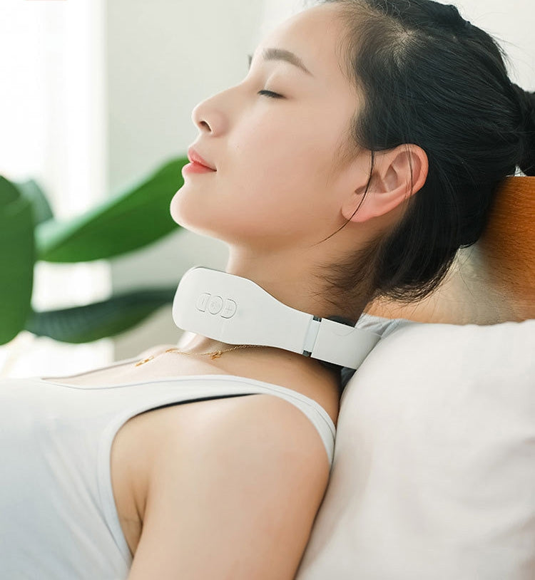 Cervical Massager Electromagnetic Pulse Heating Neck Protector, Style:Charging Remote Heating - free shipping - PMC TechLife - Order now!