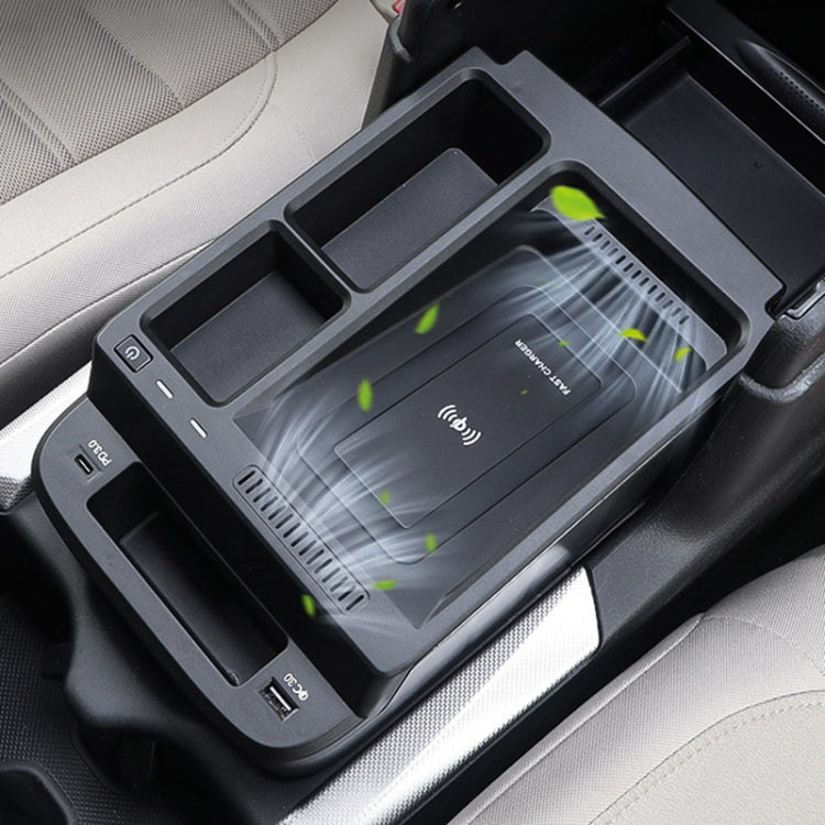 HFC-1003-01 Car Qi Standard Wireless Charger 10W Quick Charging for Honda CR-V 2017-2022, Left and Right Driving - Wireless Charging Pads by PMC TechLife | Online Shopping South Africa | PMC TechLife